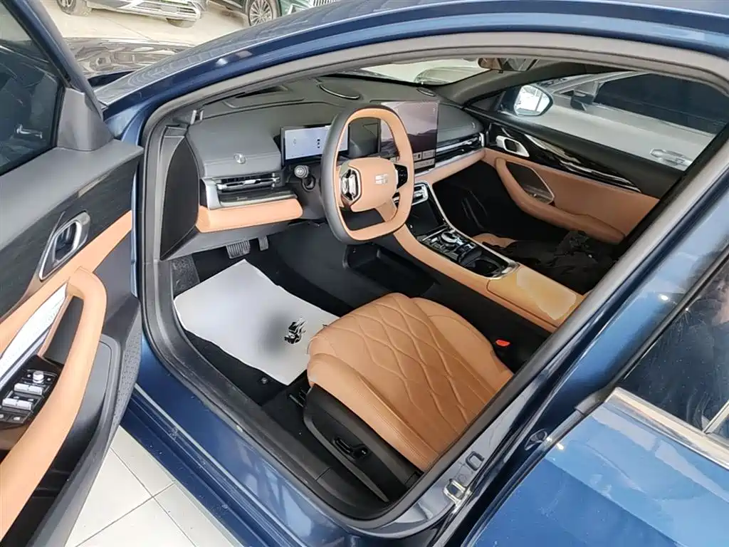 Geely Galaxy Galaxy A7 2025 EM-i фото 16