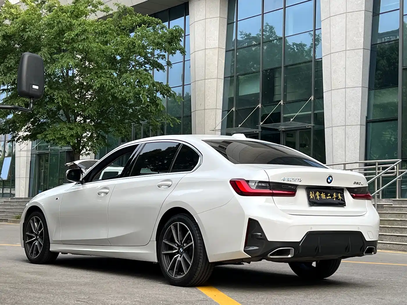 BMW 3 Series 2022 320Li M Sport Package фото 9