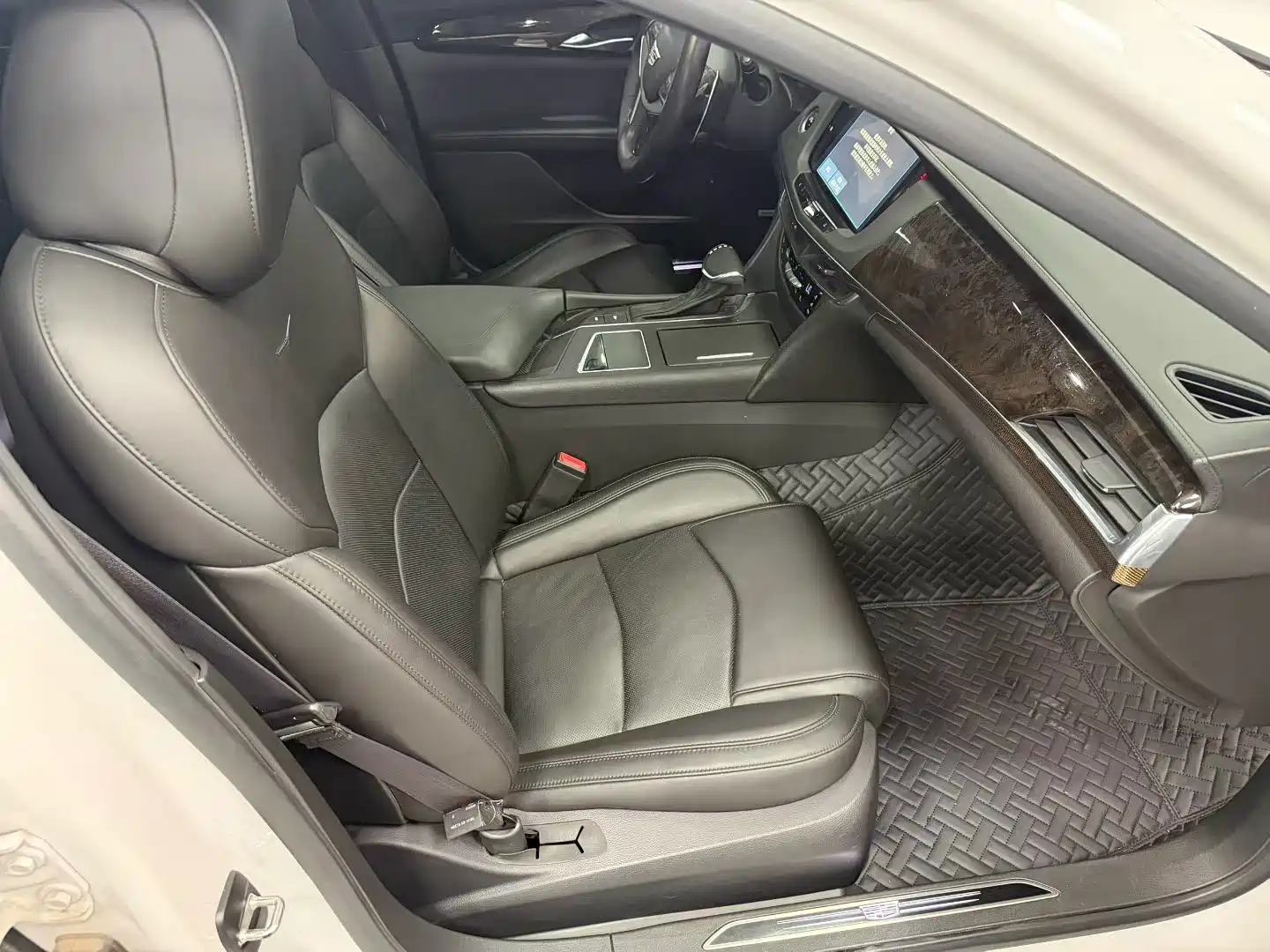 Фото 7 - Cadillac CT6