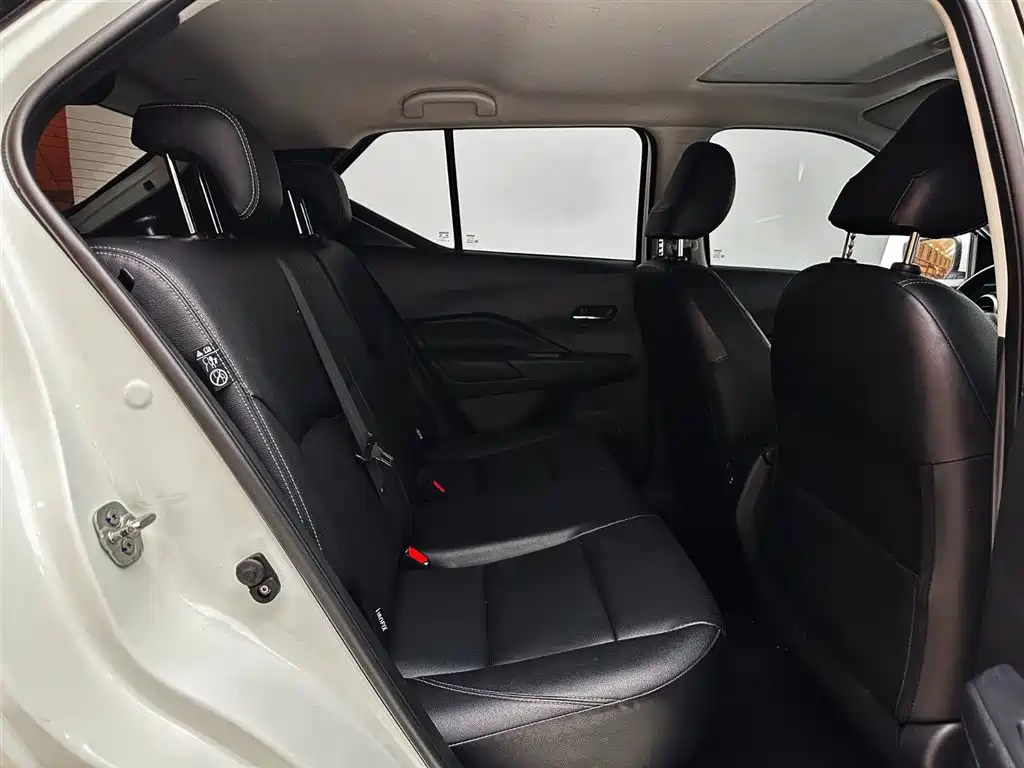 Nissan Kicks 2024 2023 Model Spirited 1.5L Ultimate Dynamic Luxury Edition