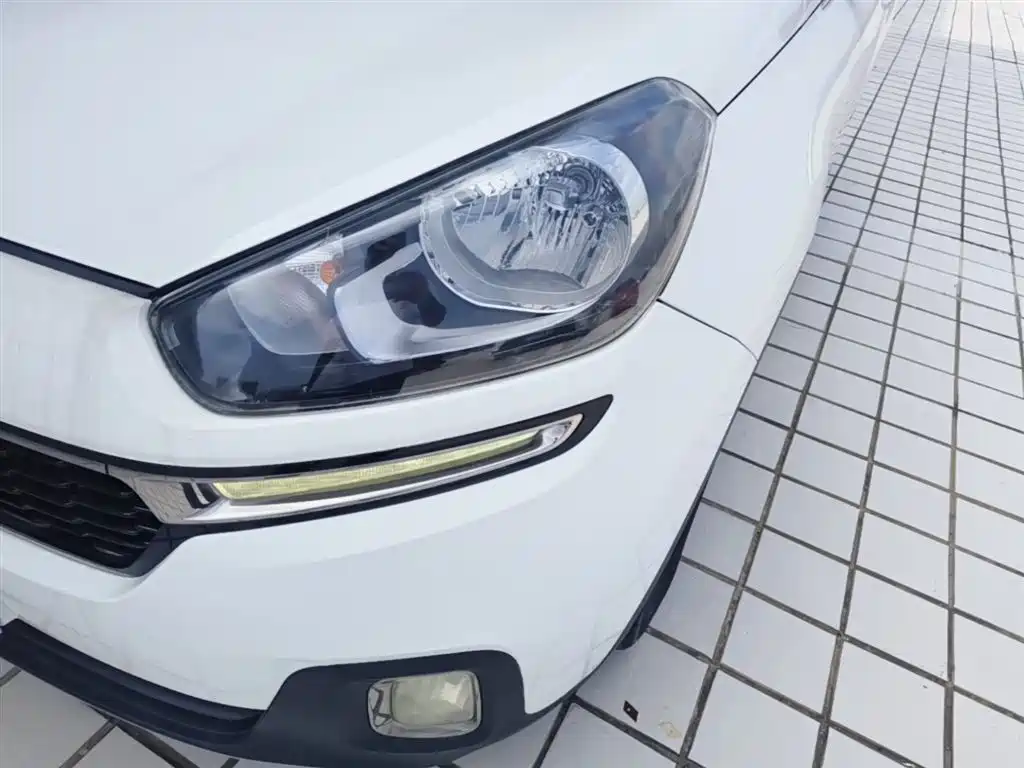 Kia KX3 Smart Run 2015 1.6L Automatic 2WD DLX фото 24