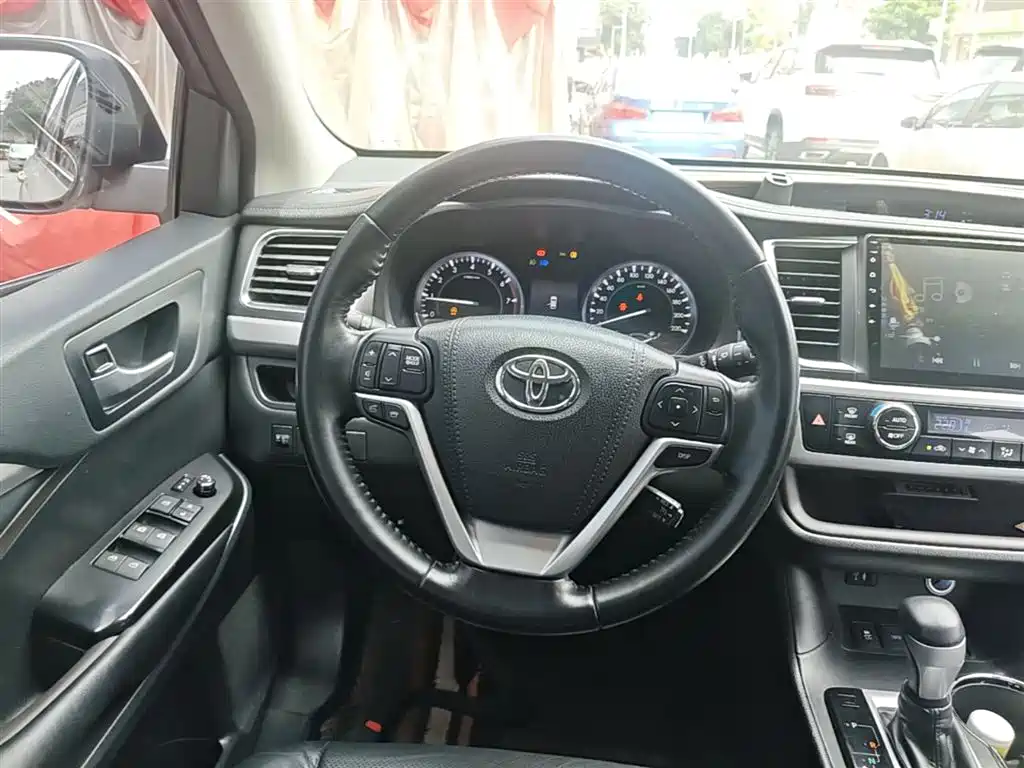Toyota Highlander 2017 2.0T 4WD Premium 7-Seater фото 11
