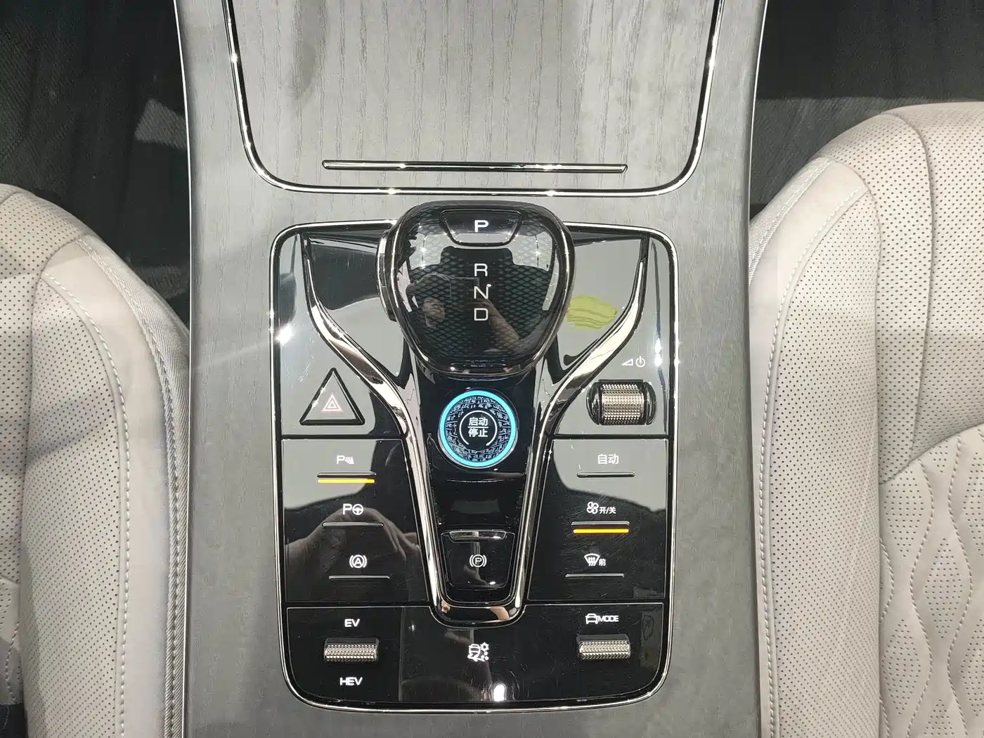 BYD Han 2025 2025 DM-i Smart Driving Edition 125KM LiDAR Flagship