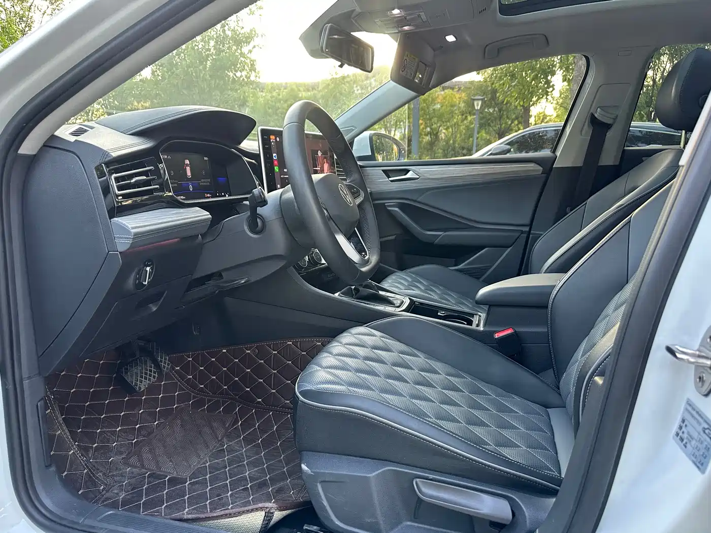 Volkswagen Sagitar, миниатюра 4