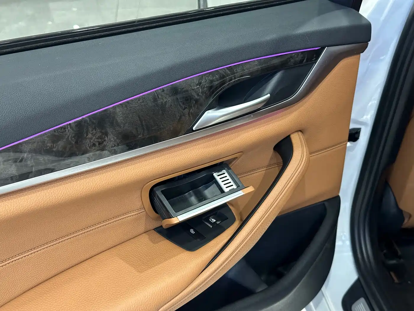 BMW 5 Series 2018 530Li xDrive M Sport Package фото 8