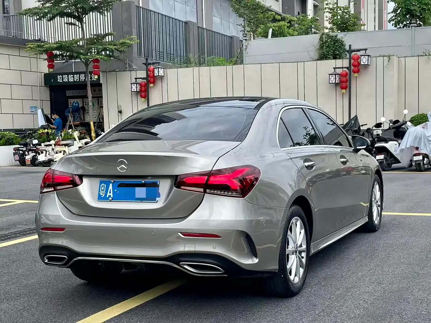 Mercedes-Benz A-Class 2022 A 200 L Sport Sedan Style фото 7