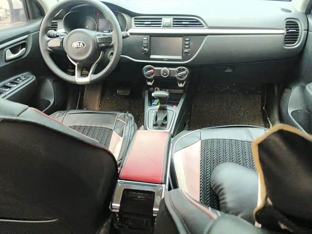 Kia K2 2017 2017 Sedan 1.4L AT GLS