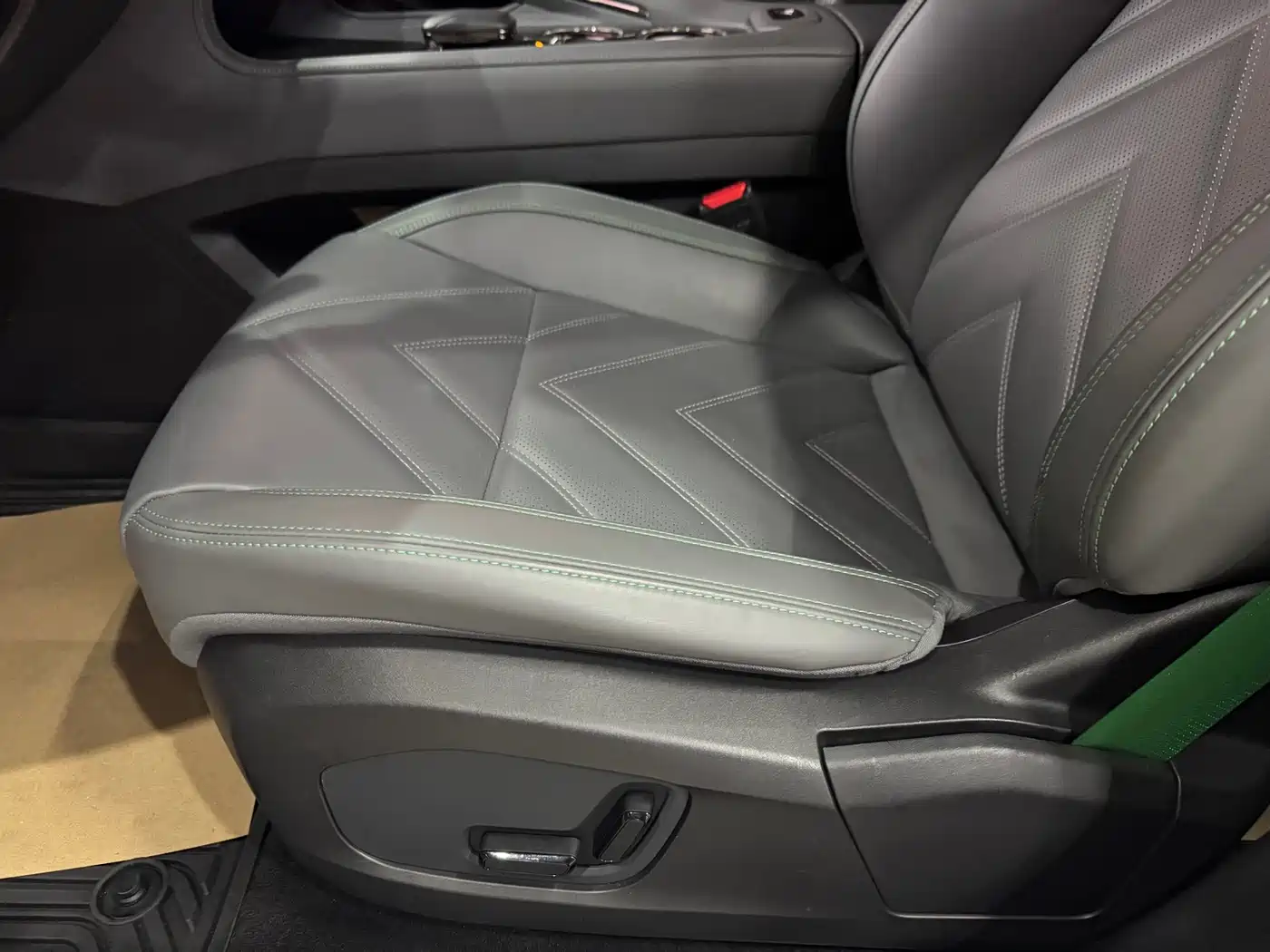 ZEEKR EXTREME KRYPTON 001