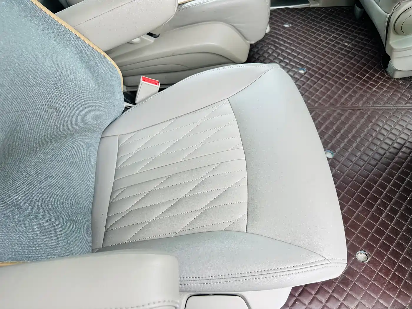 Buick GL8 2021 Land Business Class 652T Luxury фото 25