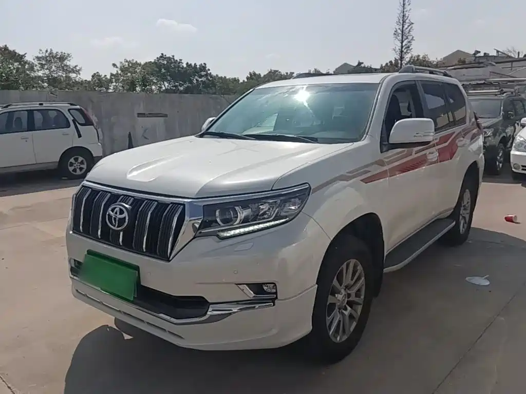 Фото 1 - Toyota Prado