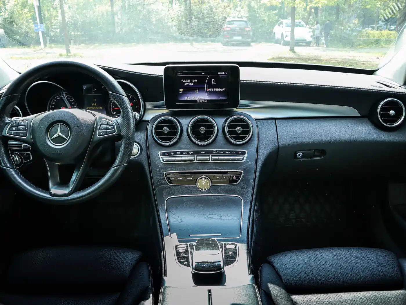 Mercedes-Benz C-Class 2017 C 200 L Sport фото 19