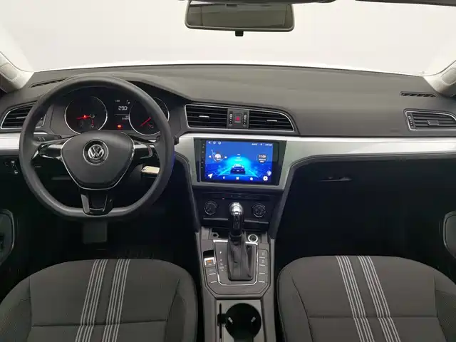 Volkswagen Lamando 2017 230TSI DSG Trend Edition — фото 5