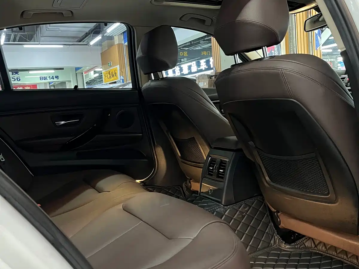 BMW 3 Series 2018 320Li Fashion Style фото 12