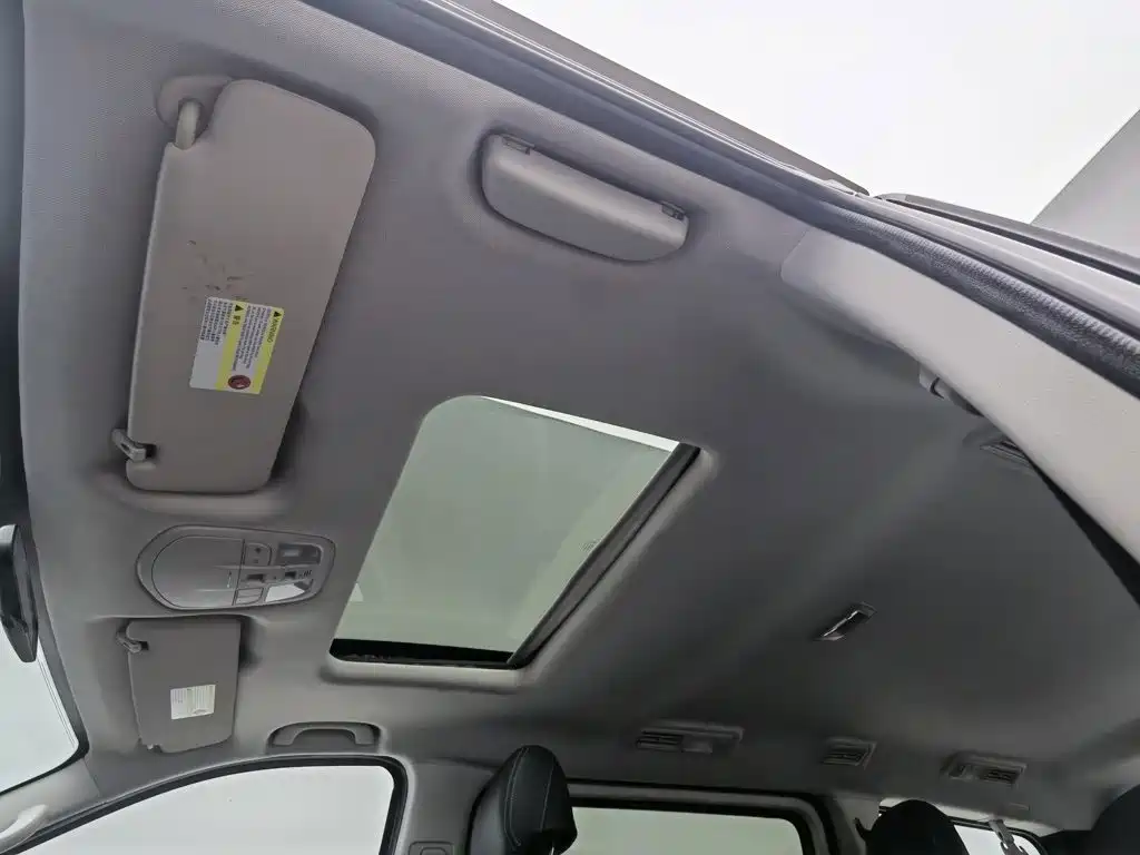 SAIC Maxus Maxus G10 2018 2018 PLUS 2.0T Automatic Elite Edition