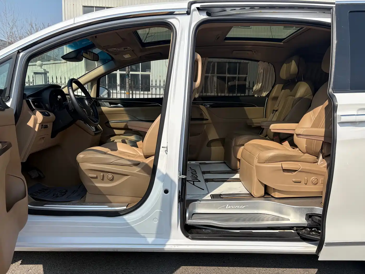Buick GL8 2017 ES 28T Flagship China V фото 7