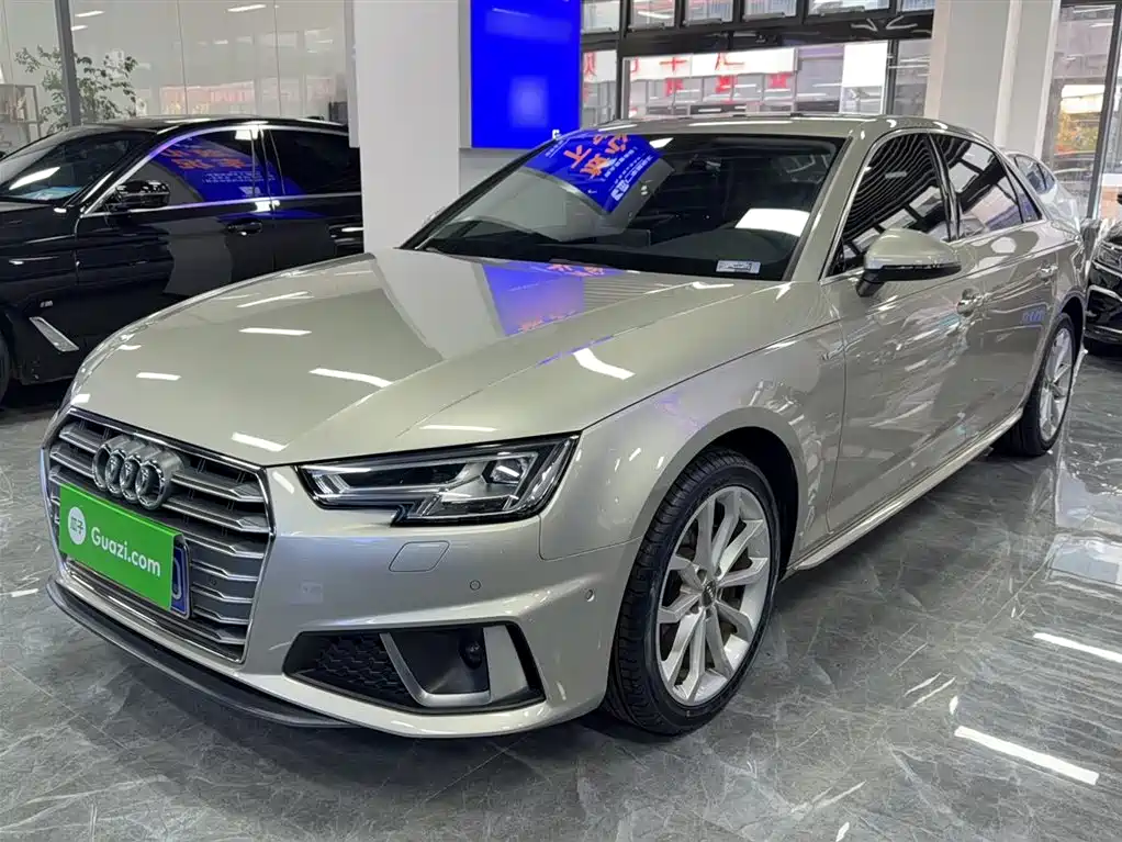 Audi A4L 2019 40 TFSI Fashion (China VI)