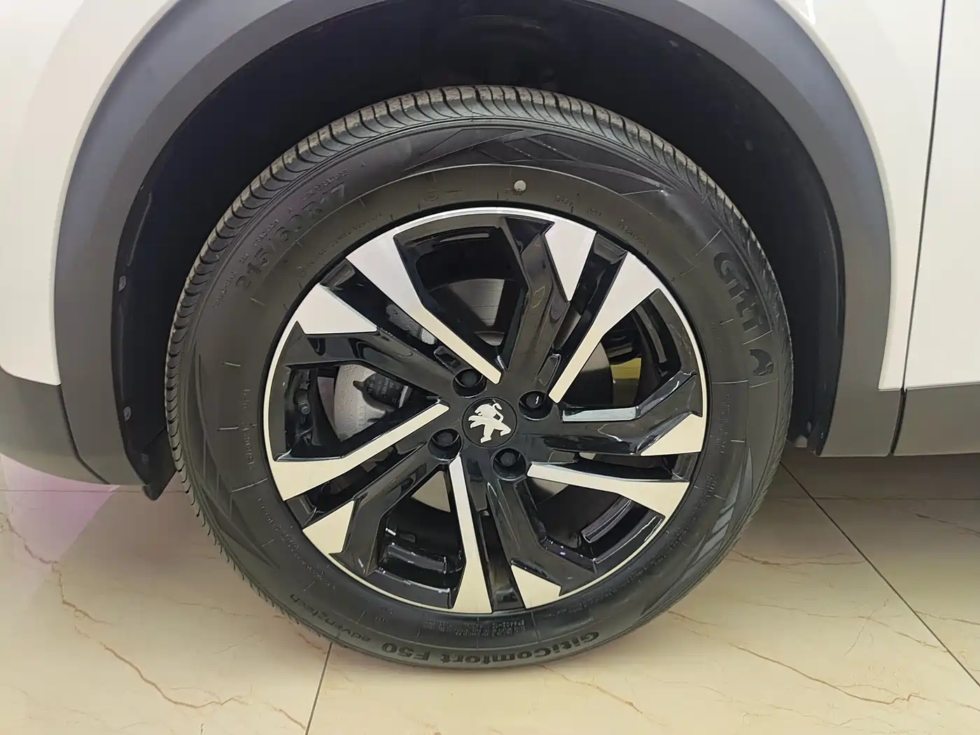 Peugeot 2008 2022 230THP THE ONE фото 8