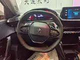 Photo 14 - Peugeot 2008
