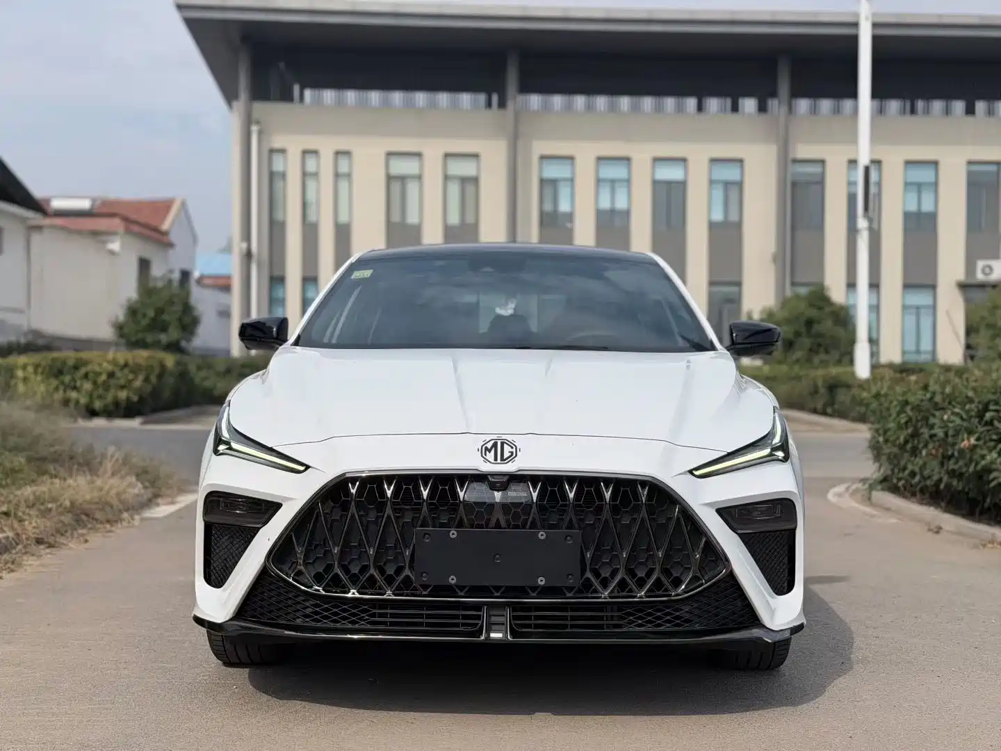 Фото 2 - MG MG5 Scorpio