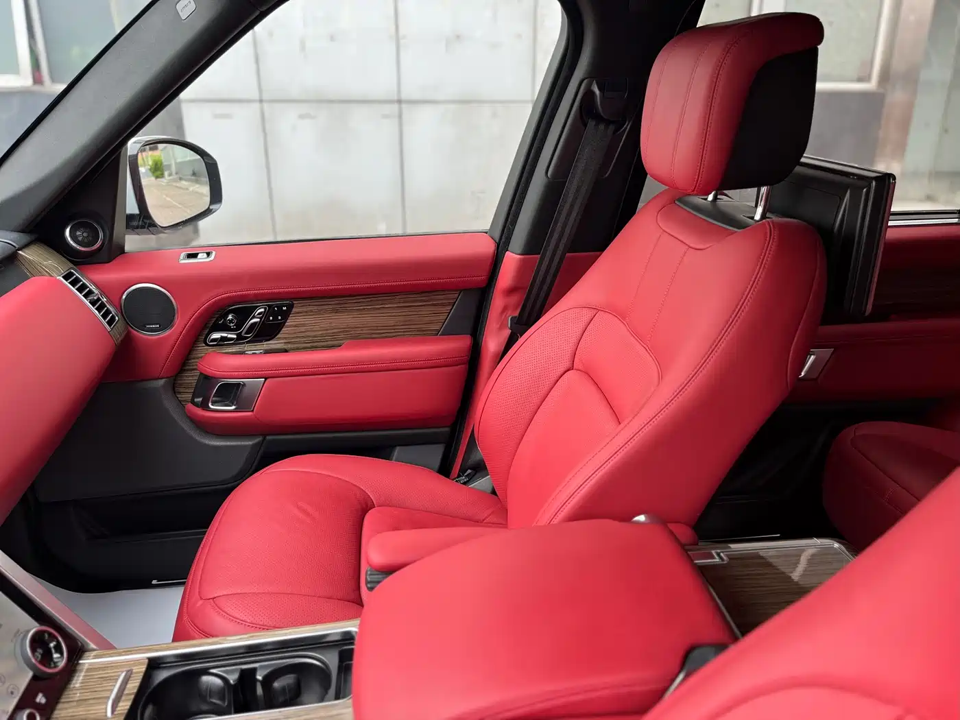 Land Rover Range Rover 2019 3.0 SC V6 Heritage Extended Edition фото 10