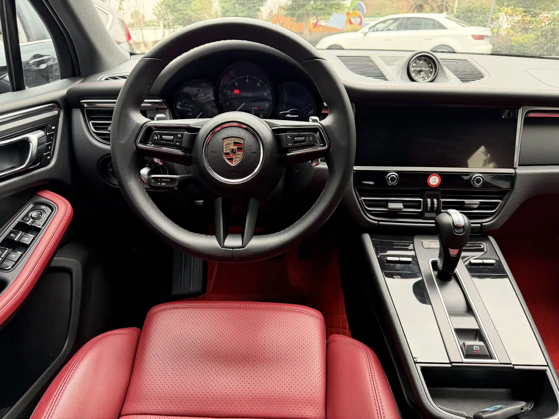 Фото 7 - Porsche Macan
