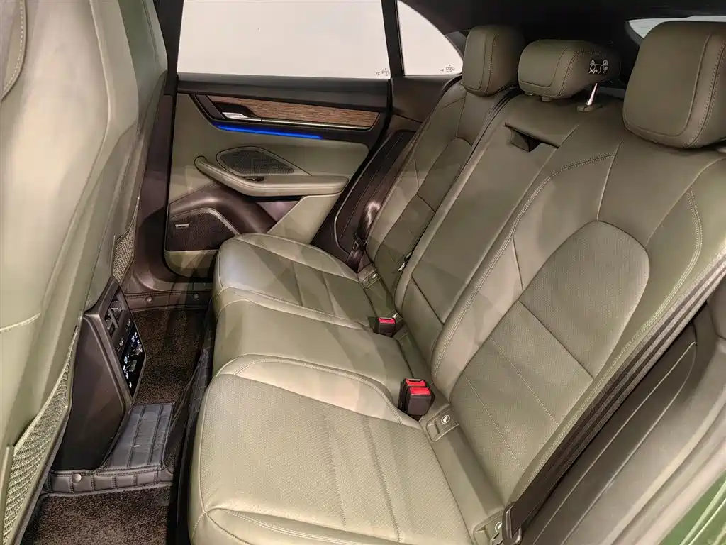 Porsche Macan EV 2026 2025 Macan 4 Dynamic Edition