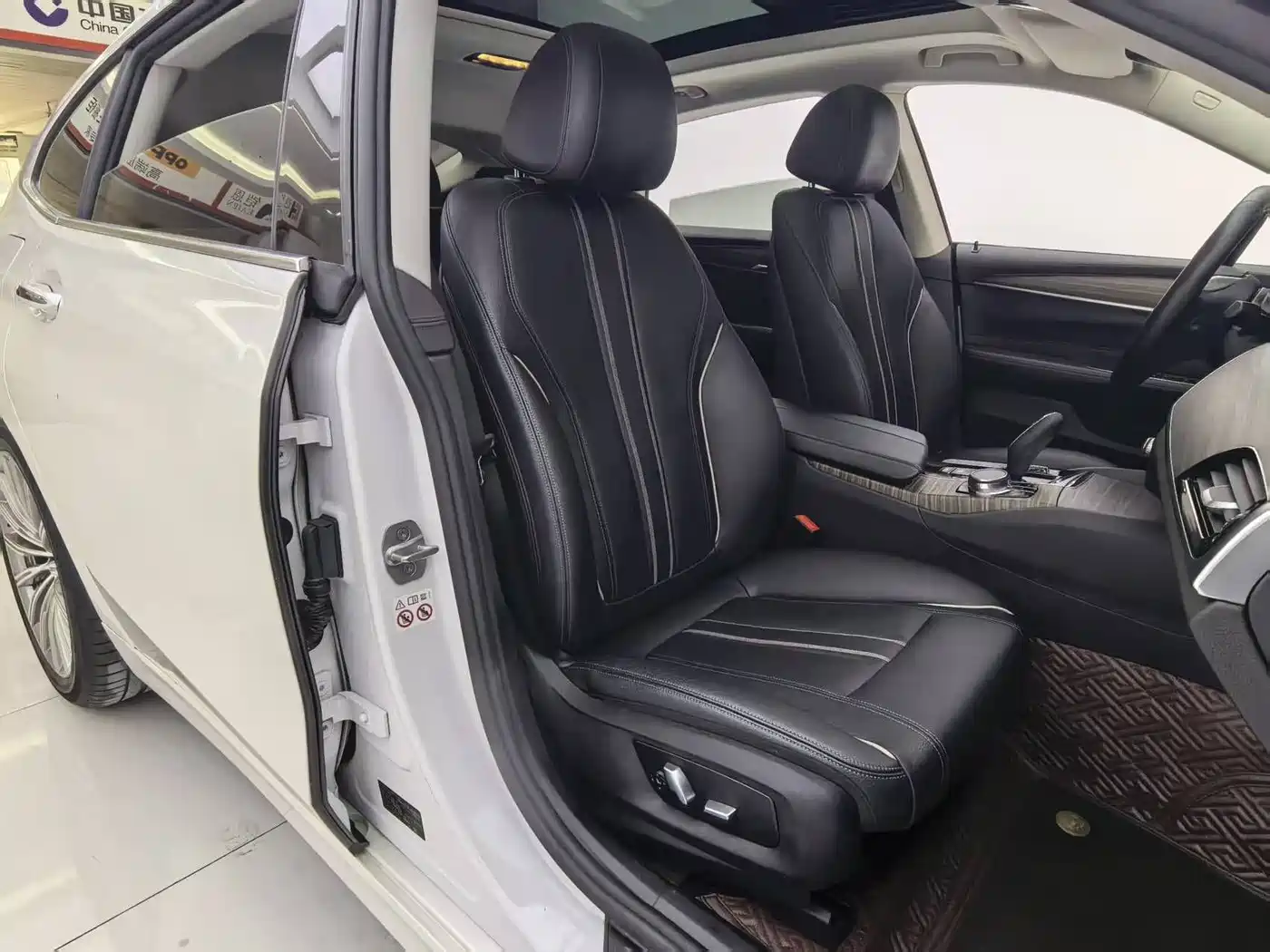BMW 6 Series GT 2018 630i M Sport Package фото 19