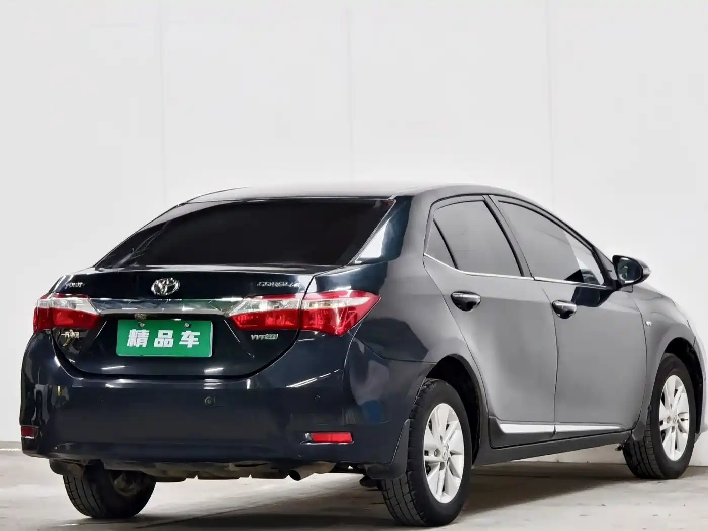 Фото 4 - Toyota Corolla