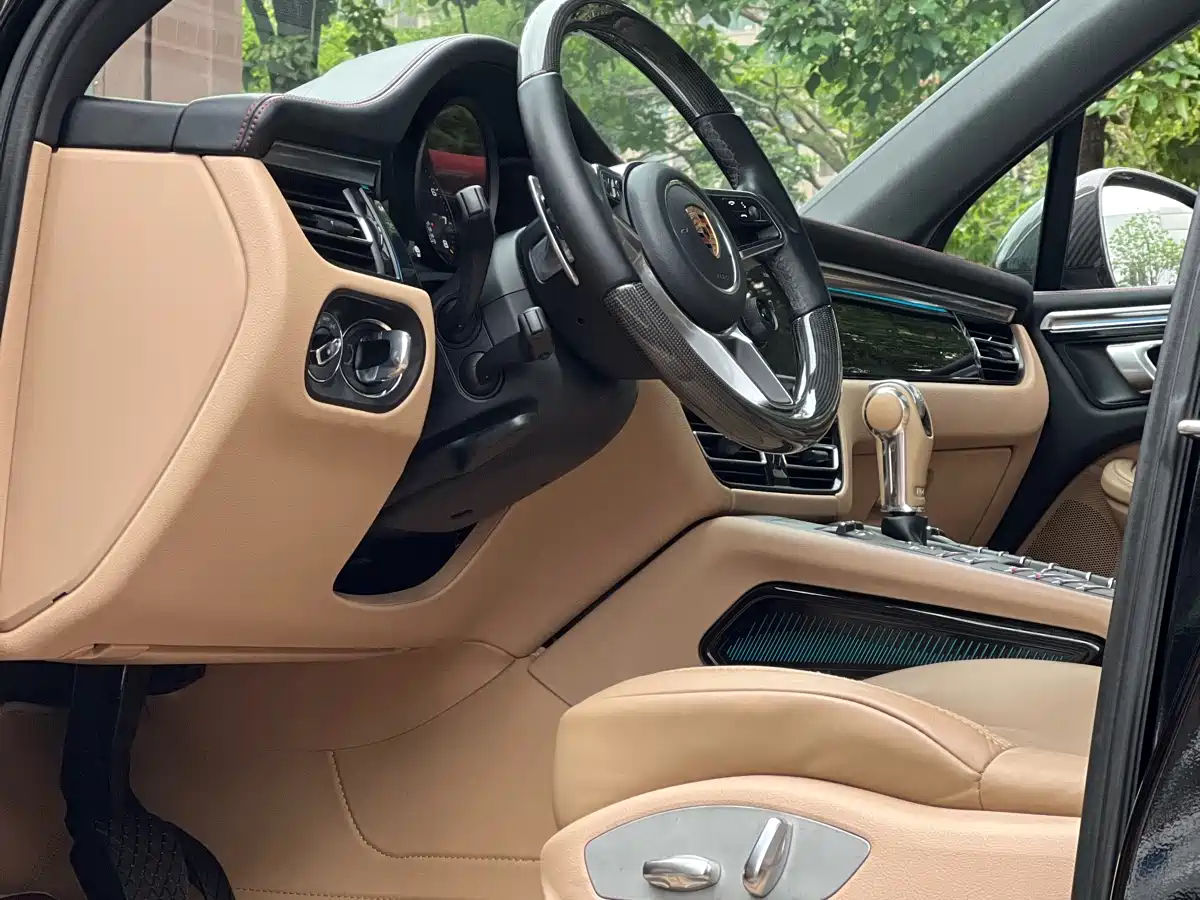 Porsche Macan 2020 Macan 2.0T фото 11