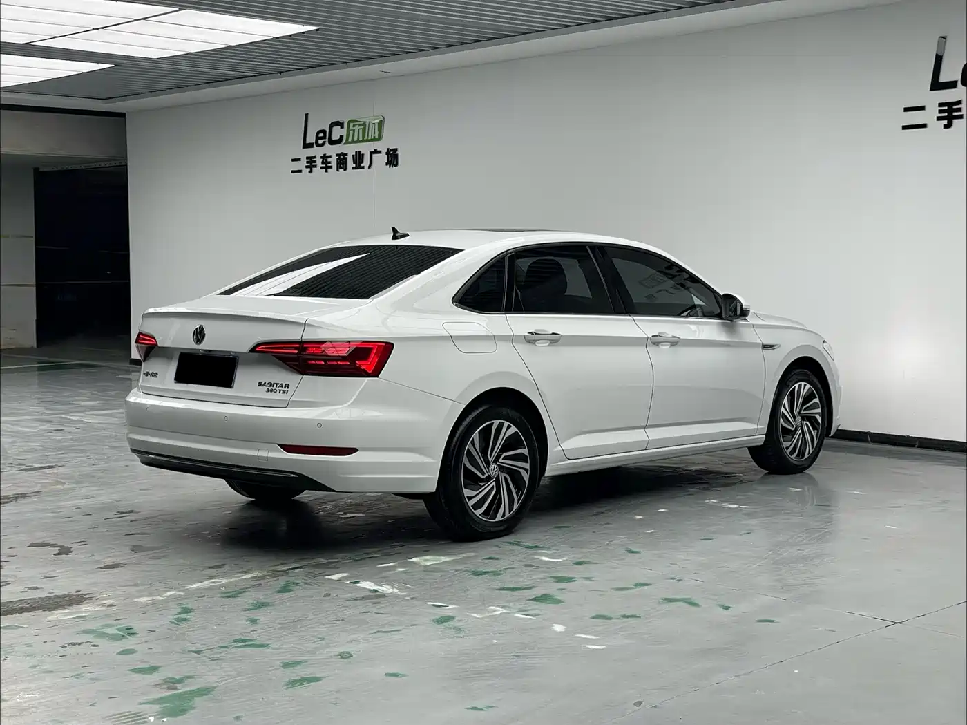 Volkswagen Sagitar 2021 280TSI DSG Surpassing Edition фото 6