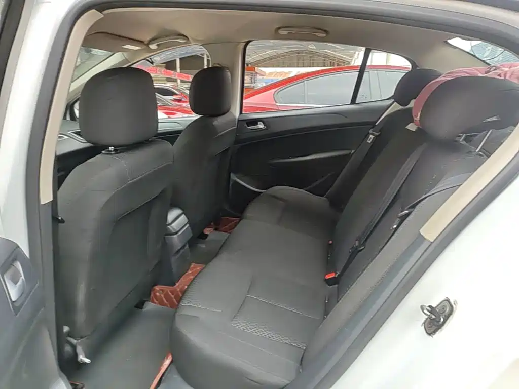 Peugeot 308 2015 2014 Model Joy Edition Classic 1.6L Automatic Superior Style