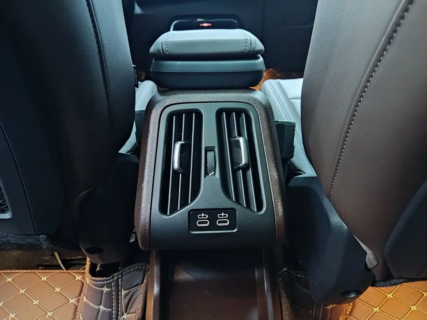 BMW X1 2024 2023 sDrive20Li X Design Package