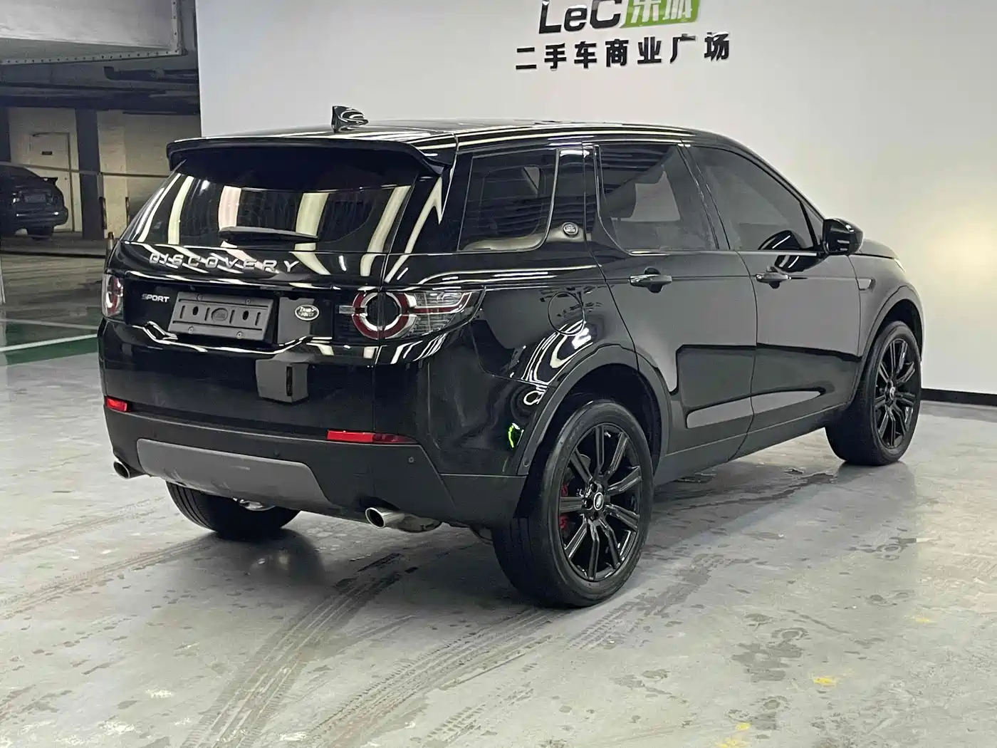 Land Rover Discovery Sport 2019 240PS SE Edition China V фото 4