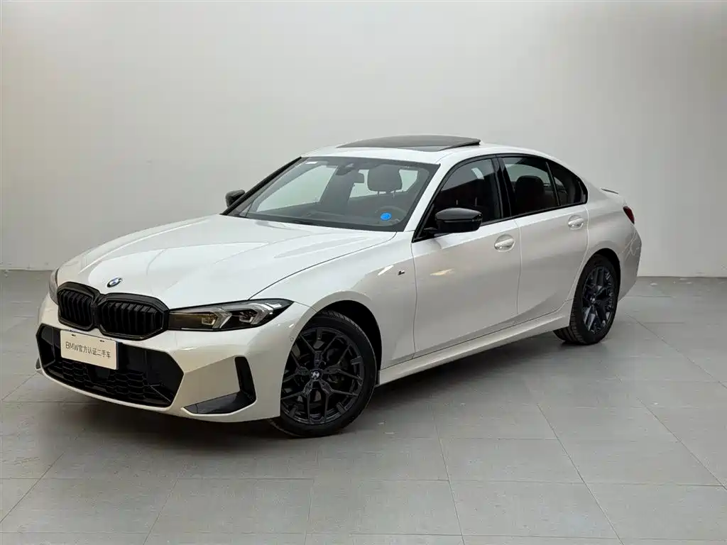 BMW 3 Series 2025 330i M Sport Night Edition
