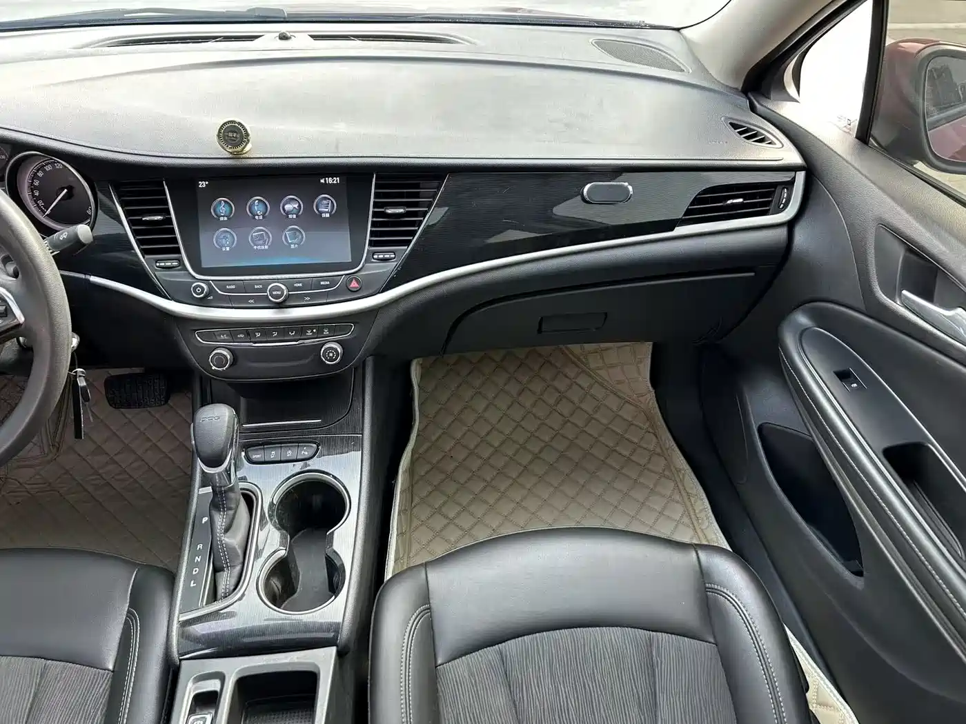Buick Verano 2017 Sedan 20T DCT Leading фото 16