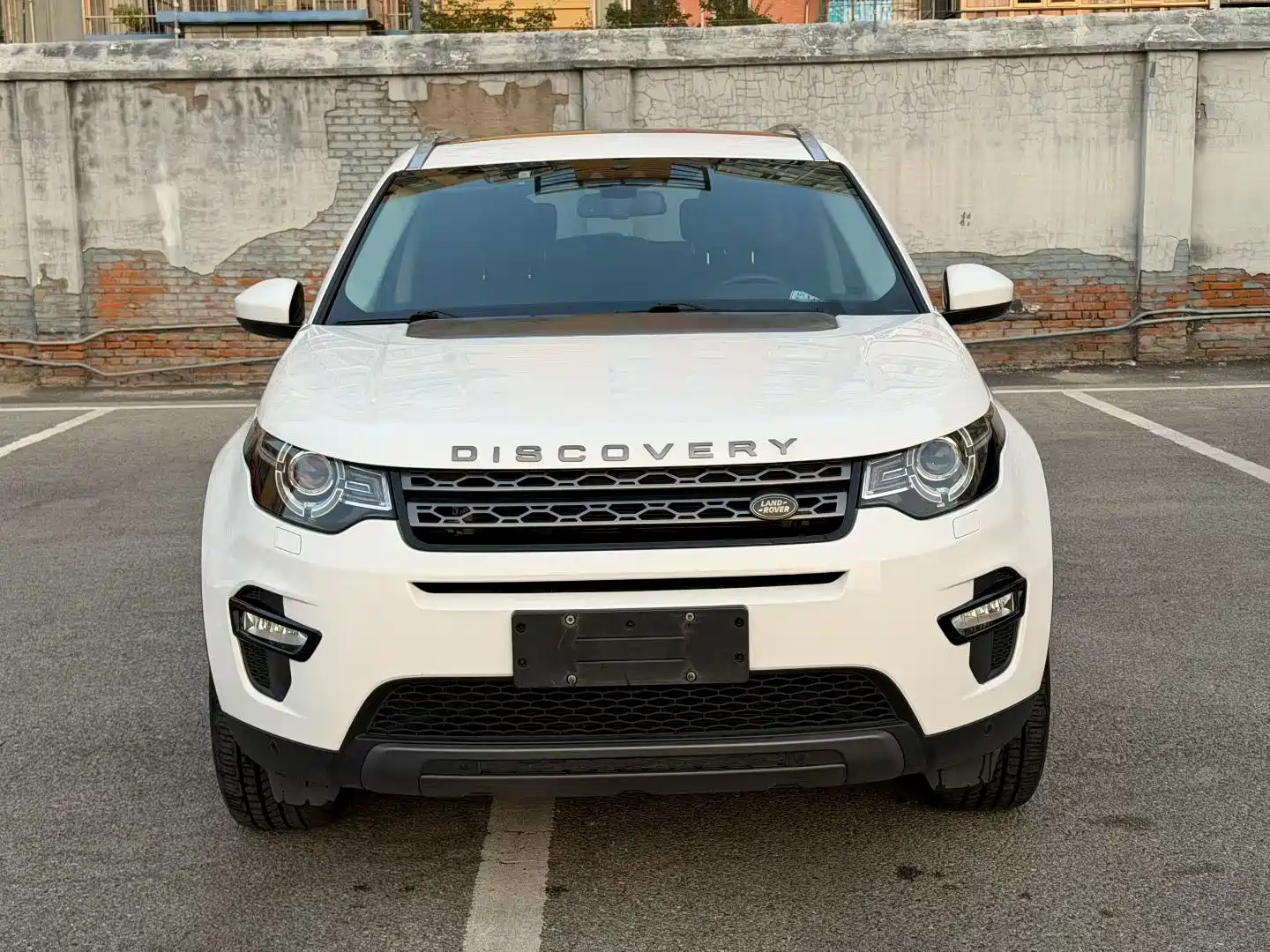 Photo 2 - Land Rover Discovery Sport