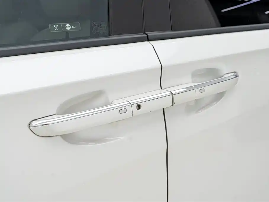Buick GL8 2022 ES Landmark 653T Luxury фото 12