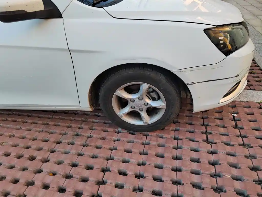 Geely Emgrand 2015 2014 Sedan 1.5L Manual Fashion