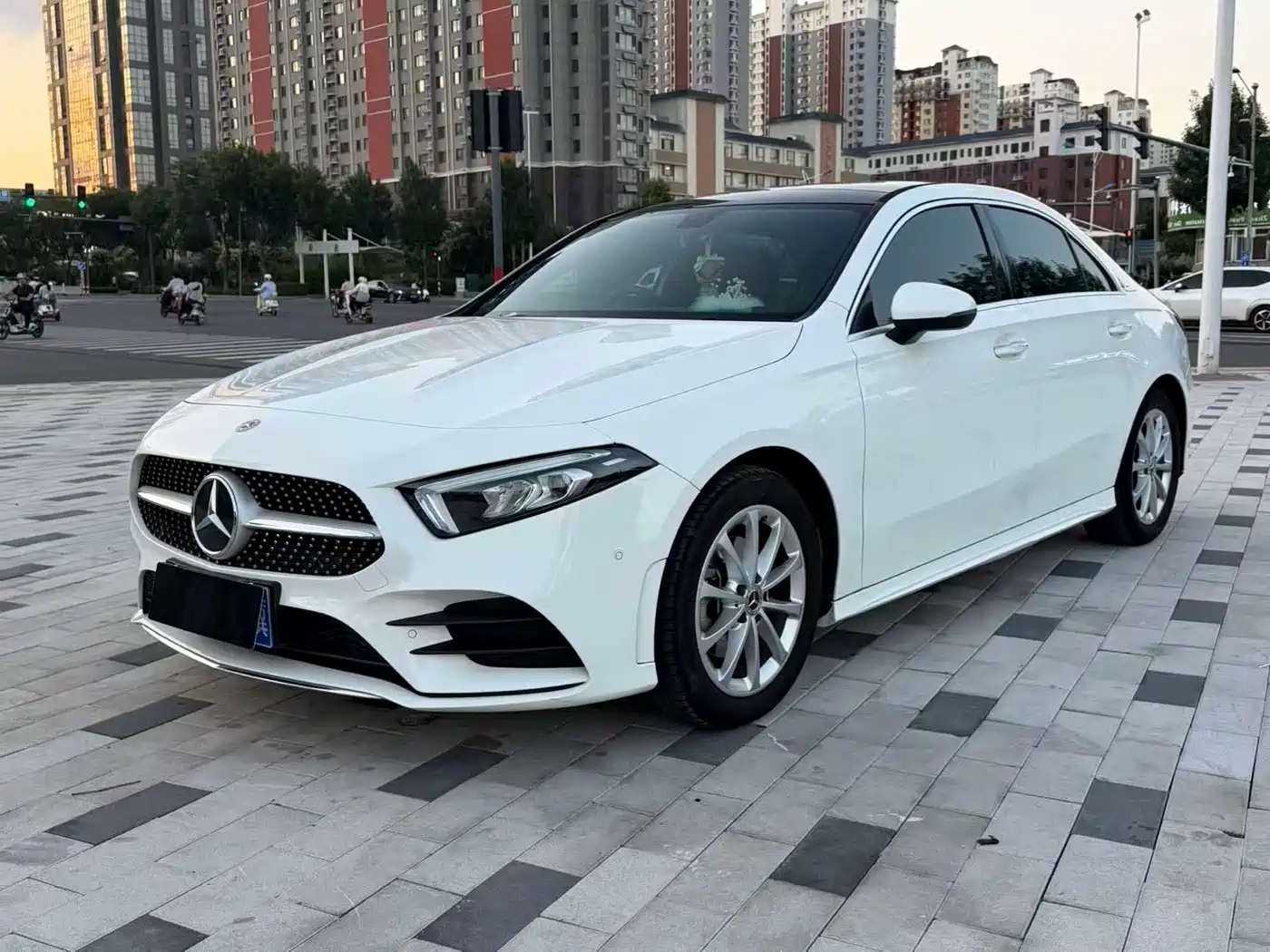 Mercedes-Benz A-Class 2020 Facelift A 200 L Sport Sedan Fashion