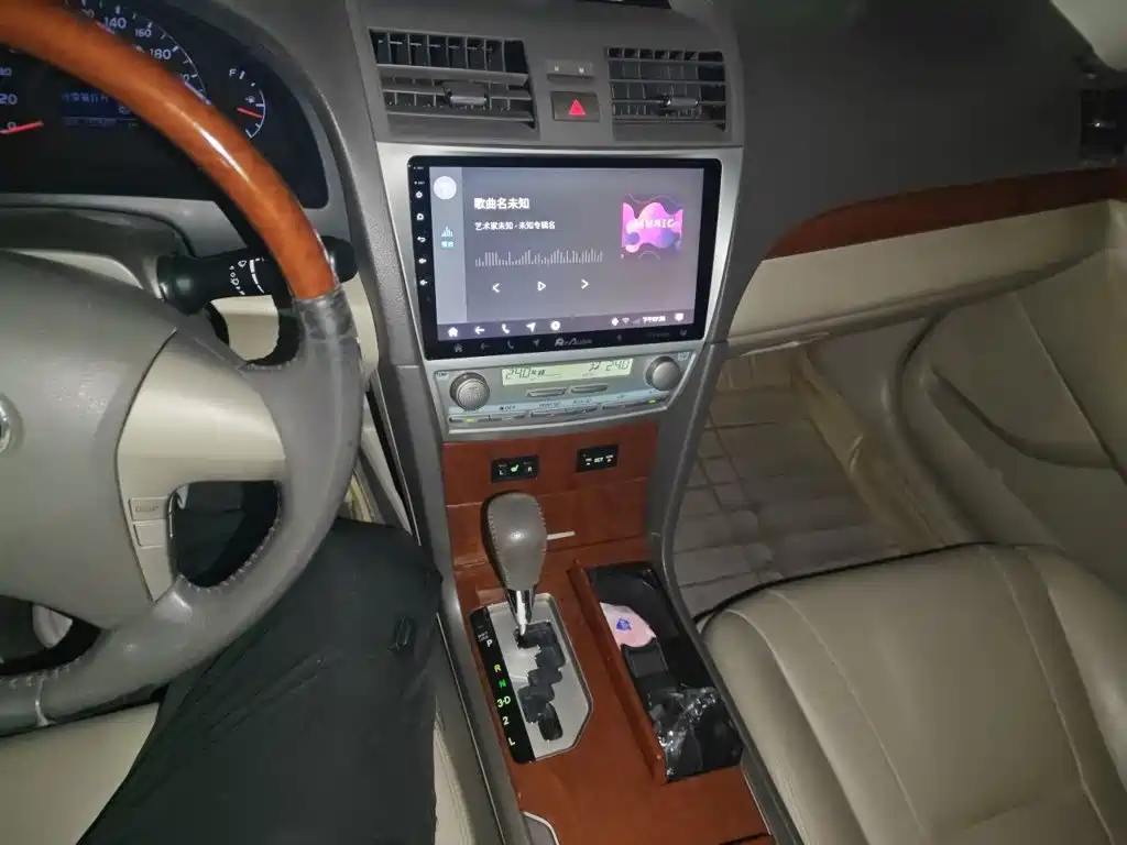 Toyota Camry 2014 2013 200G Classic Luxury Edition