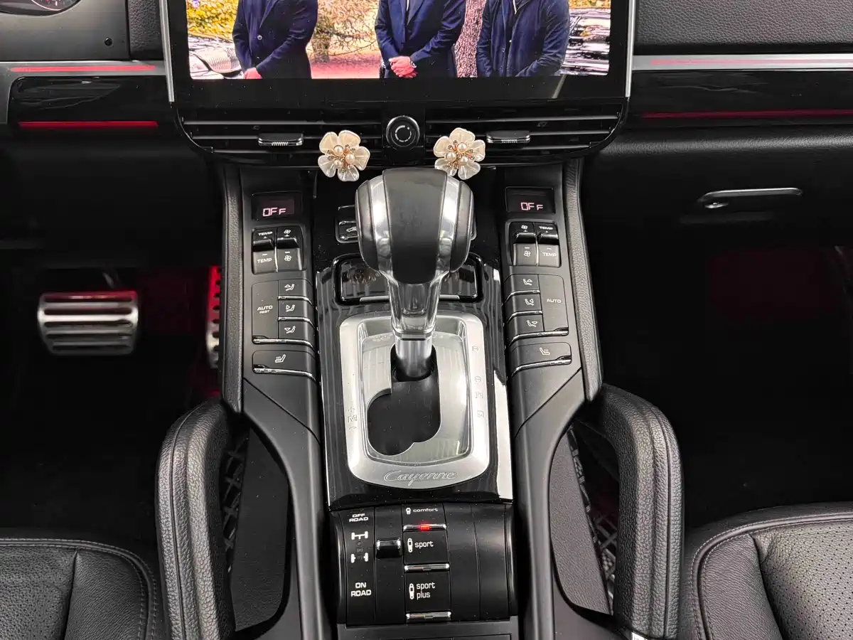 Porsche Cayenne 2016 Cayenne 3.0T фото 18