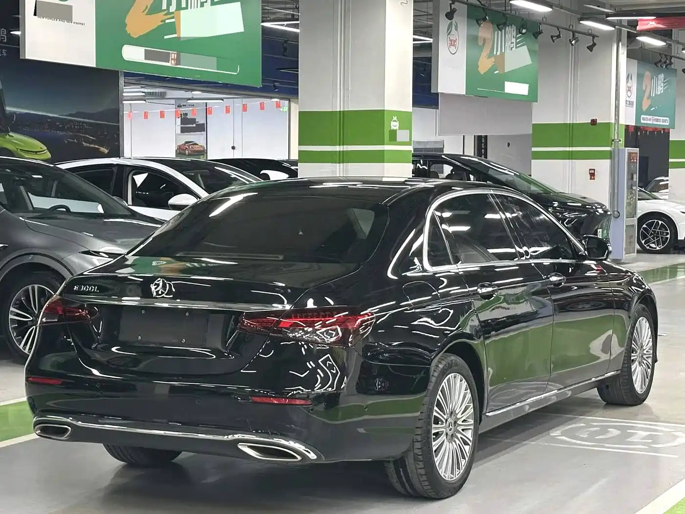 MERCEDES-BENZ E CLASS