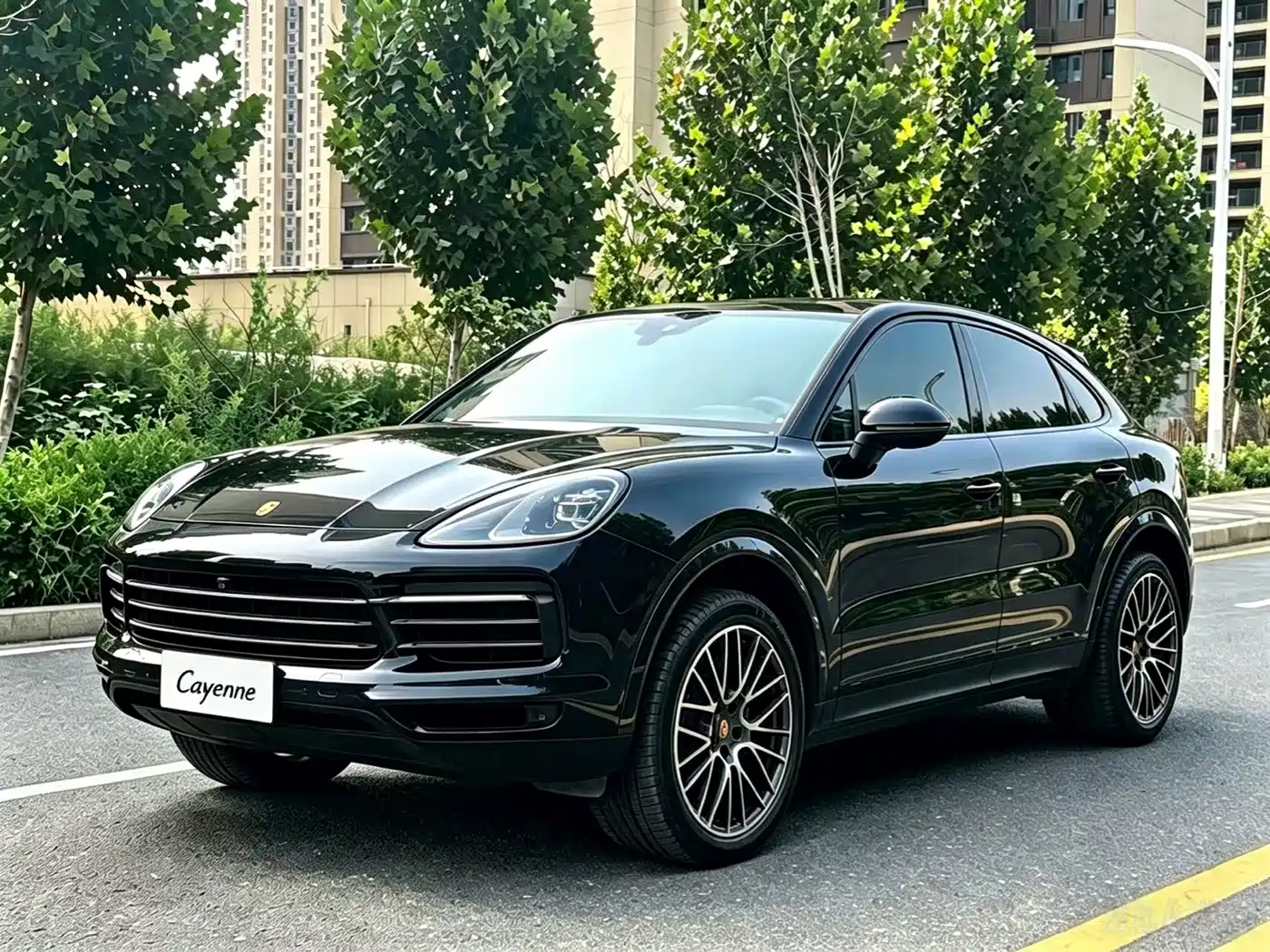 Фото 1 - Porsche Cayenne