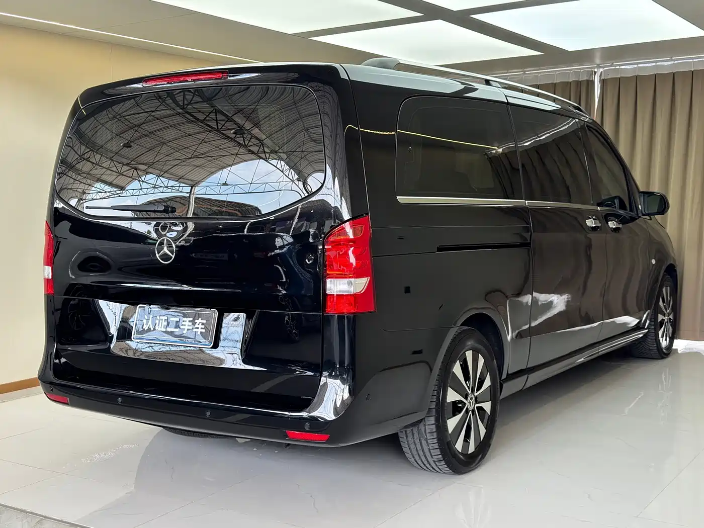 Photo 27 - Mercedes-Benz Vito