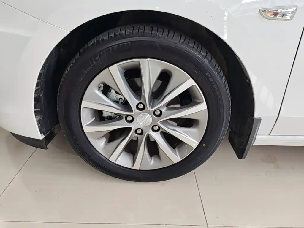 Buick GL6 2023 2021 323T Mild Hybrid Connected Luxury