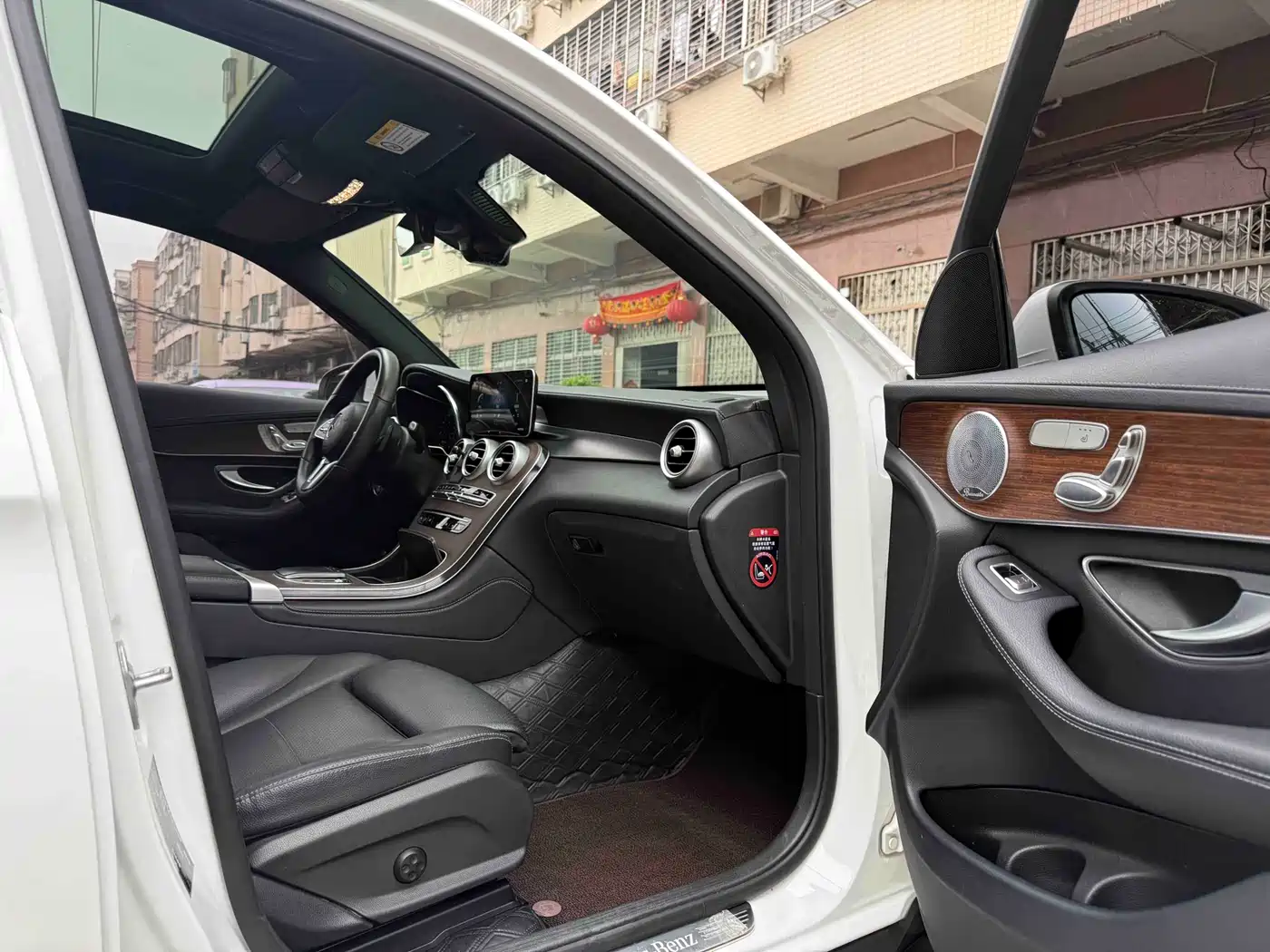 Mercedes-Benz GLC 2021 GLC 300 L 4MATIC Sporty фото 12