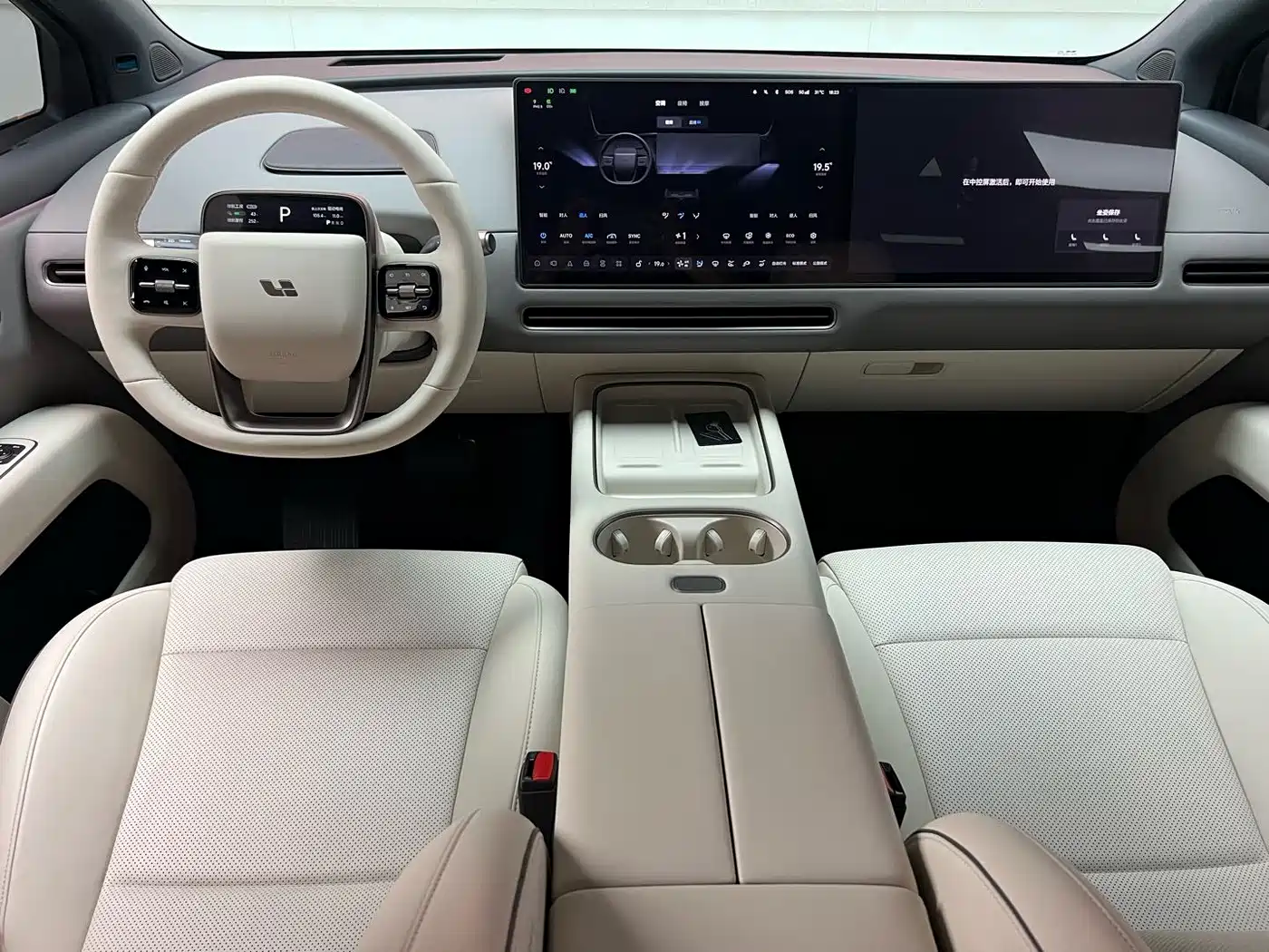 Li Auto i6 2025 2025 2WD Base Model
