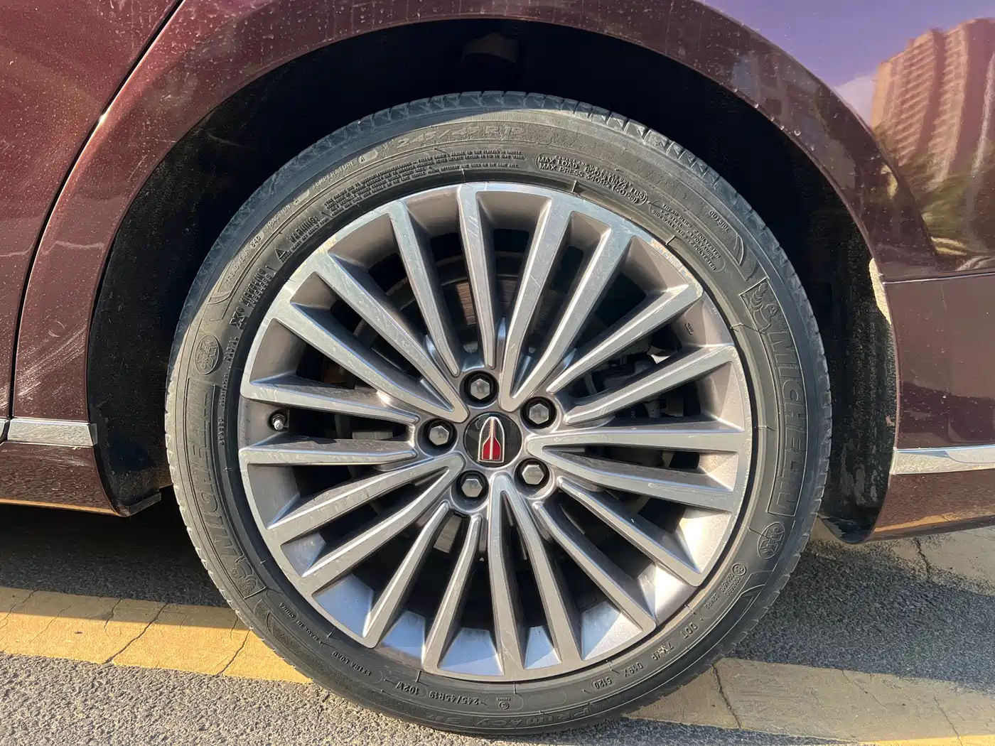Hongqi H9 2020 2.0T Smart Connection Qi Xiang Edition фото 7