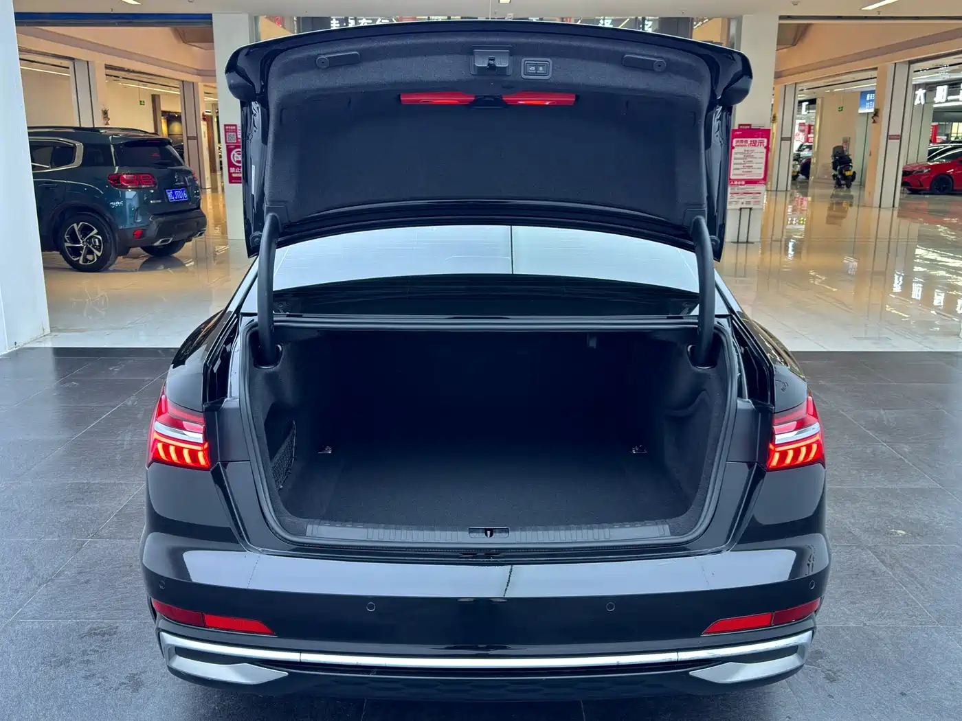 Audi A6L 2023 45 TFSI quattro Premium Dynamic фото 14