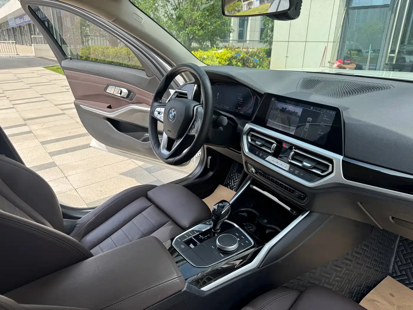 BMW 3 Series 2020 325Li Launch Edition фото 10
